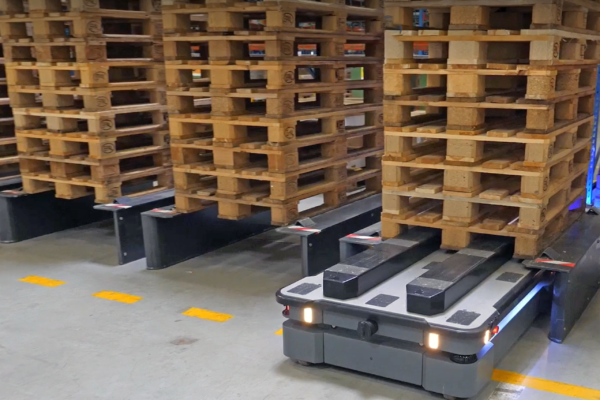 MiR600_FM Logistics IKEA MiR500_1 MiR600_FM Logistics IKEA MiR500_1